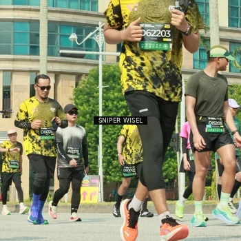 Runner Photo 6165369