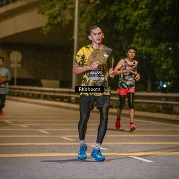 Runner Photo 6165382