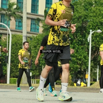 Runner Photo 6165383