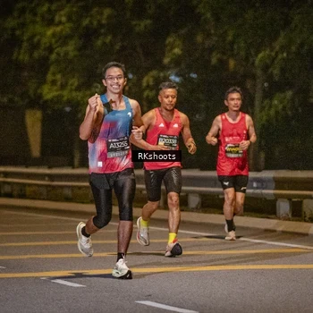 Runner Photo 6165415