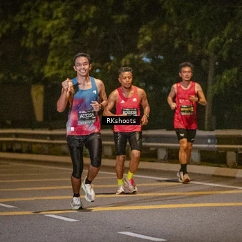 Runner Photo 6165417