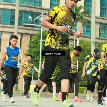 Runner Photo 6165474