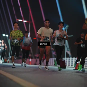 Runner Photo 6165483