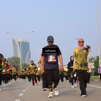 Runner Photo 6165497