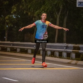Runner Photo 6165538