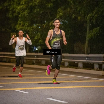 Runner Photo 6165558
