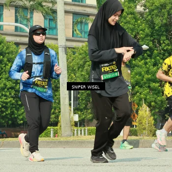 Runner Photo 6165563