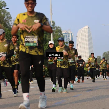 Runner Photo 6165666