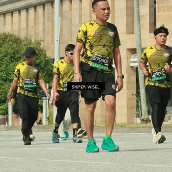 Runner Photo 6165679
