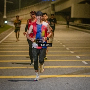 Runner Photo 6165698