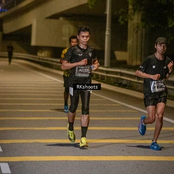 Runner Photo 6165717
