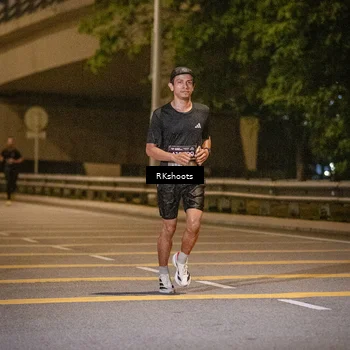 Runner Photo 6165732