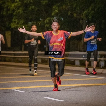Runner Photo 6165777