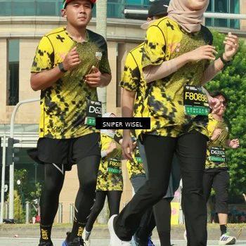 Runner Photo 6165811