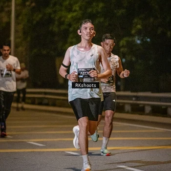 Runner Photo 6165830