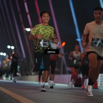 Runner Photo 6165849