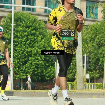Runner Photo 6165854