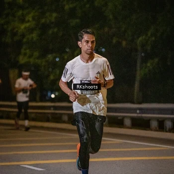 Runner Photo 6165859