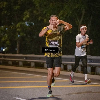 Runner Photo 6165863