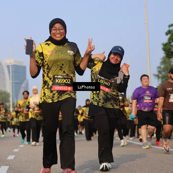 Runner Photo 6165877