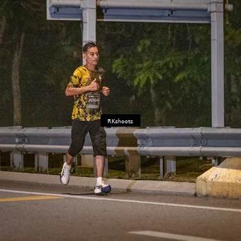 Runner Photo 6165905