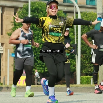Runner Photo 6165918