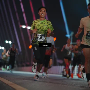 Runner Photo 6165960