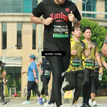 Runner Photo 6165998