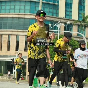 Runner Photo 6166018