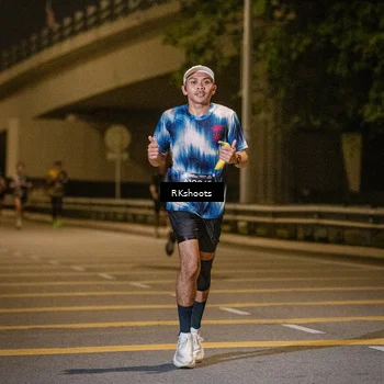 Runner Photo 6166024