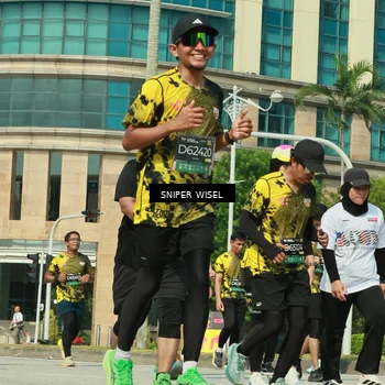 Runner Photo 6166042