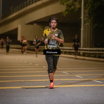 Runner Photo 6166047