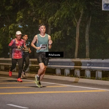 Runner Photo 6166130