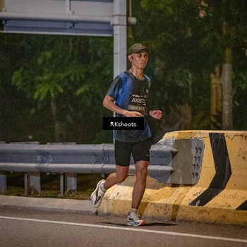 Runner Photo 6166156