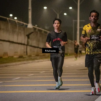 Runner Photo 6166239