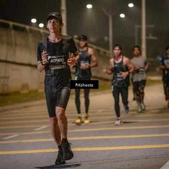 Runner Photo 6166308