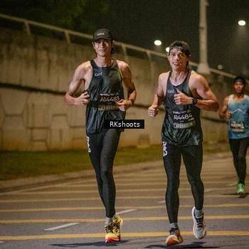 Runner Photo 6166343