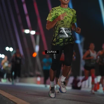 Runner Photo 6166376