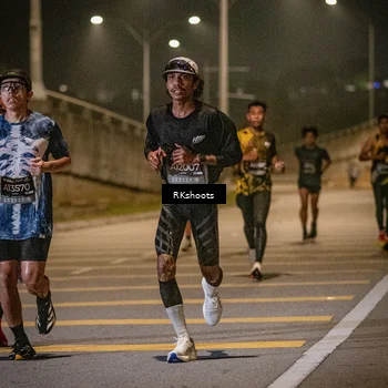 Runner Photo 6166380