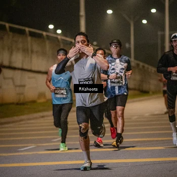 Runner Photo 6166411