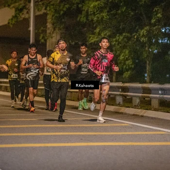 Runner Photo 6166496