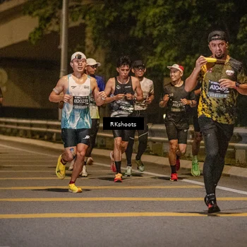 Runner Photo 6166519