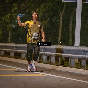 Runner Photo 6166533