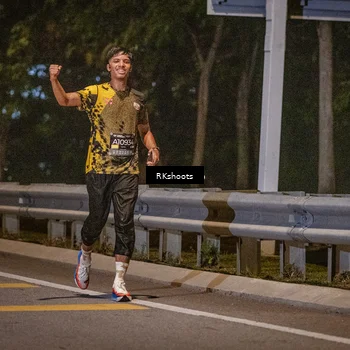 Runner Photo 6166553