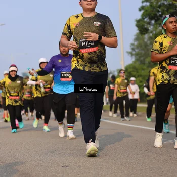 Runner Photo 6166555