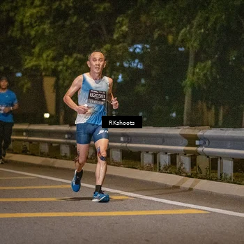 Runner Photo 6166561