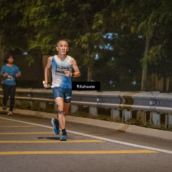 Runner Photo 6166584