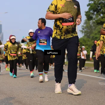 Runner Photo 6166592