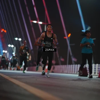 Runner Photo 6166622