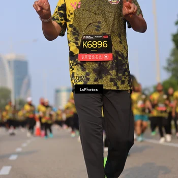 Runner Photo 6166715
